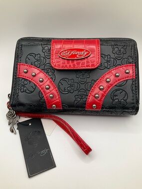 NWT Ed Hardy Black and Red Skull-Embossed Wristlet Wallet Biker Grunge Goth